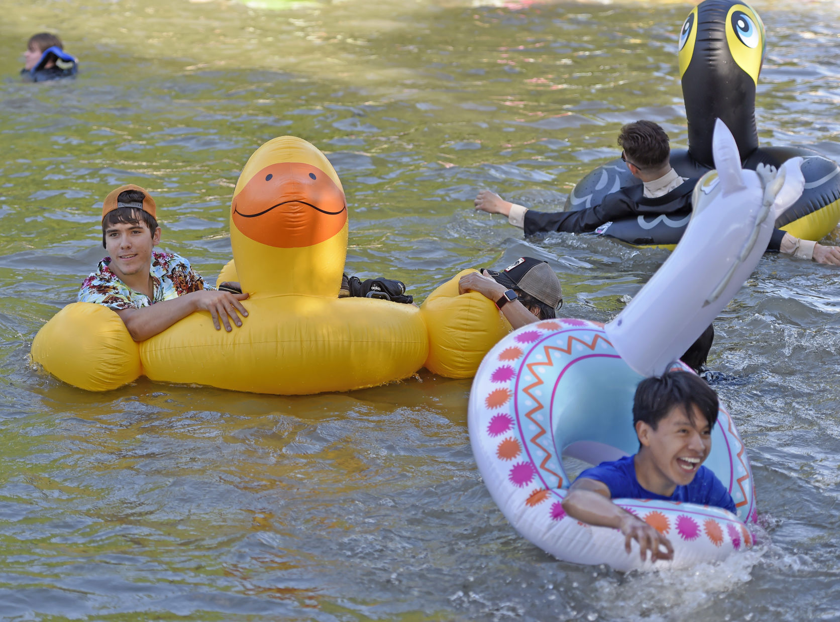 pondjumpasc0220.051018 bf